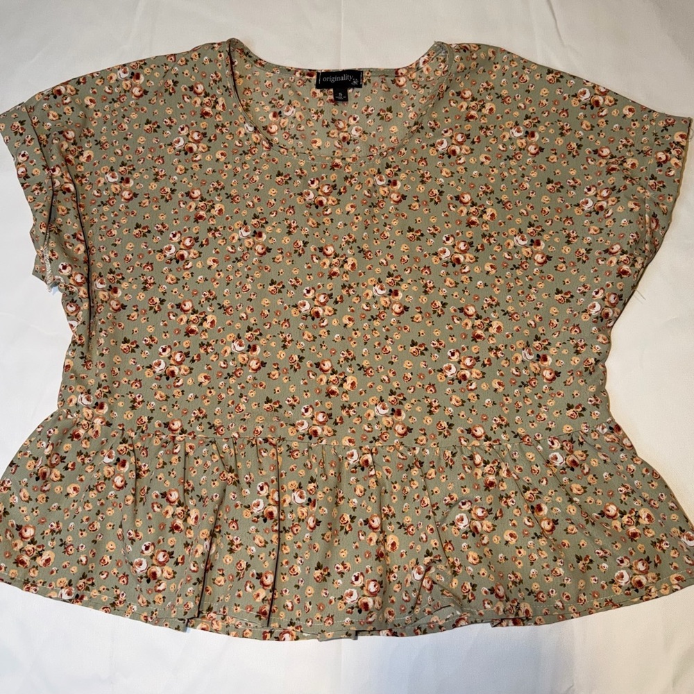 Originality Floral Peplum Blouse Sage Green Rose Print Small USA